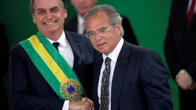 Guedes ganha poder em meio a ofensiva eleitoral de Bolsonaro