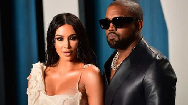 Kim Kardashian põe briga de lado e elogia Kanye West em postagem