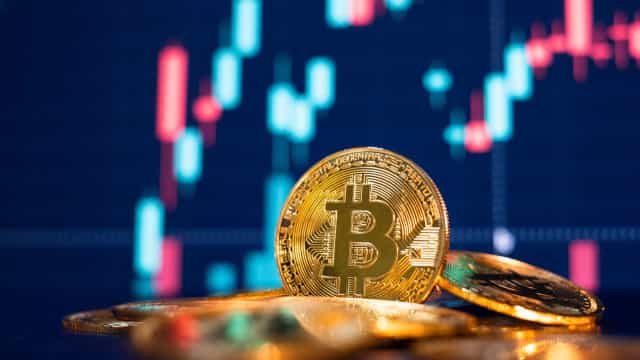 Bitcoin cai abaixo de US$ 20 mil à medida que investidores liquidam criptomoedas