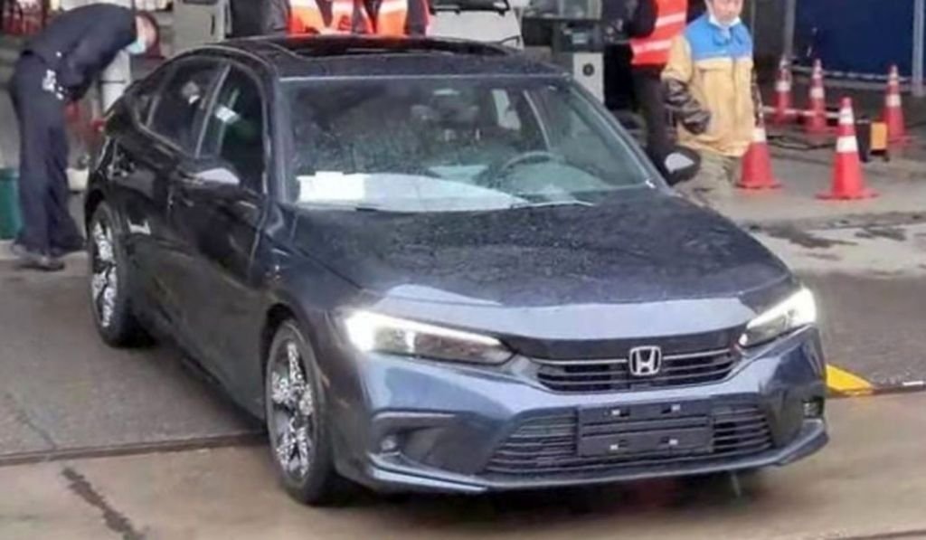 Novo Honda Civic 2022 aparece fora do Ministério na China