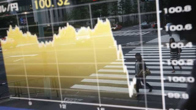 Economistas assinam carta pedindo efetividade no combate à covid-19 no Brasil