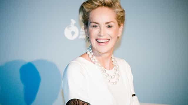 Sharon Stone diz que foi aconselhada a transar com colega por ‘química na tela’