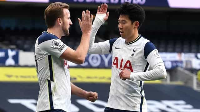 Tottenham supera o Aston Villa e volta a sonhar com vaga na Liga dos Campeões