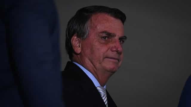 Governo federal é deliberadamente ausente no fornecimento de oxigênio, diz Garcia