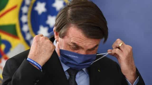 Ministério da Saúde ignora protocolos para a covid-19