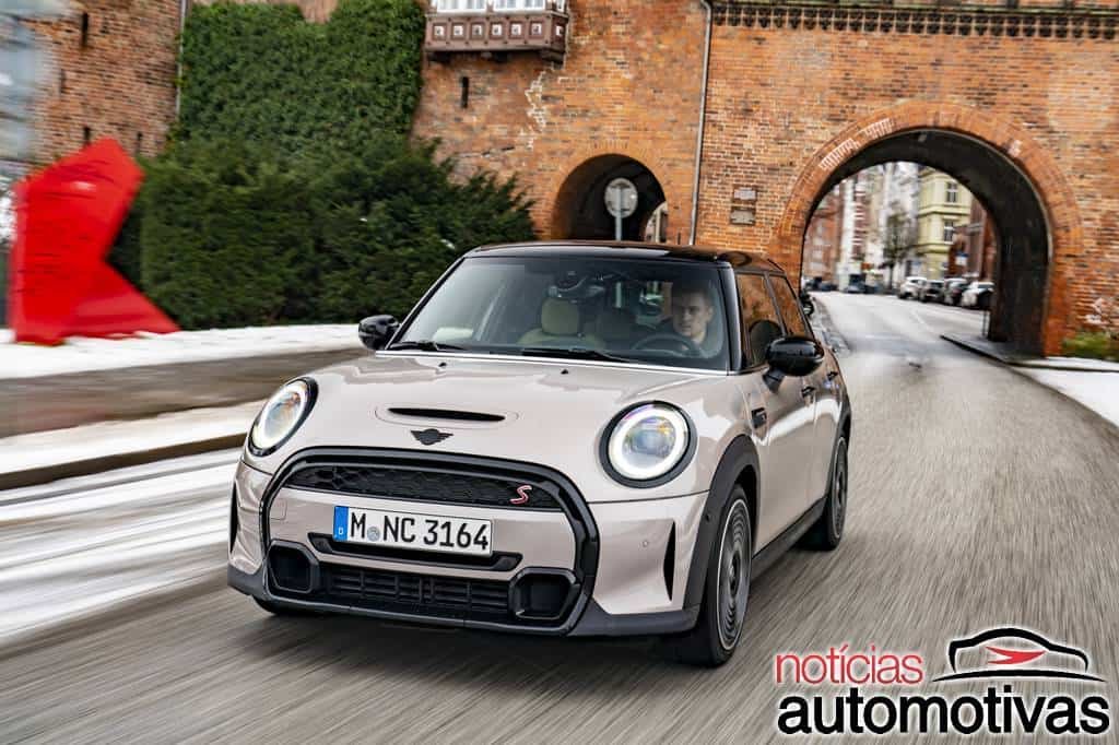 MINI Cooper 2021 traz novidades e parte de R$ 214.990