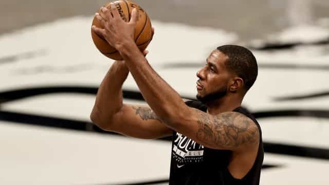 Com problema cardíaco, LaMarcus Aldridge anuncia aposentadoria na NBA