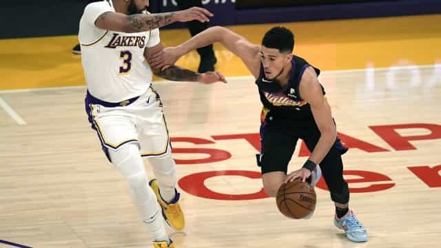 Com atuação brilhante de Anthony Davis, Lakers batem Suns; Knicks vencem Clippers