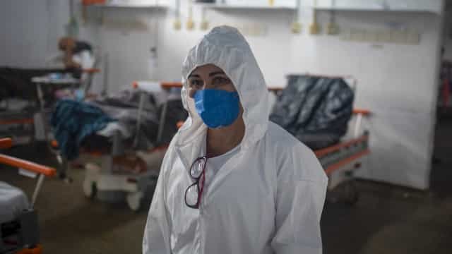 Covid-19: 62,7% dos municípios no país relatam aumento de casos