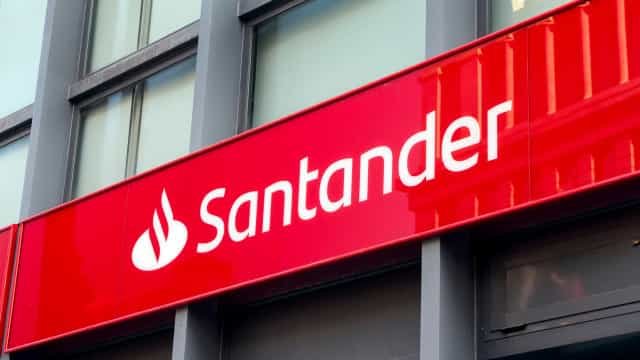 Santander faz aquisições e entra em assinatura de carros