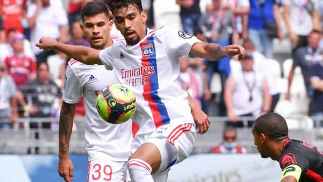 Paquetá marca, Lyon abre 3 a 1, mas permite reação do surpreendente Foot Clermont