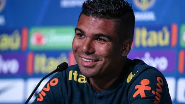 Falta de entrosamento preocupa, mas Casemiro exalta ‘reforços’ da seleção