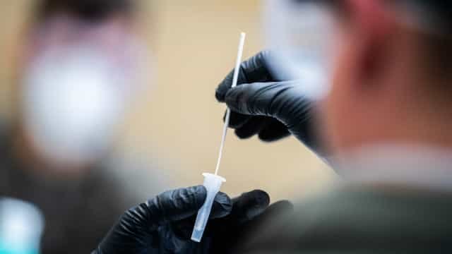 Mais de 7.400 casos de Covid desaparecem de boletim da prefeitura de São Paulo