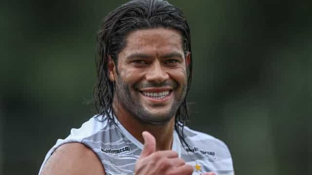 Hulk Paraíba e Camila Ângelo anunciam gravidez do primeiro filho juntos