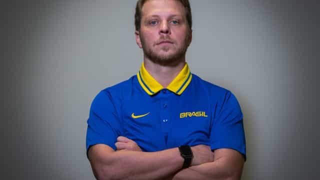 Gustavo de Conti assume e avisa: "Seleção é para quem quer estar na seleção"