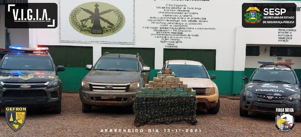 Gefron prende duas pessoas que transportavam 64 kg de cocaína escondidos em veículo