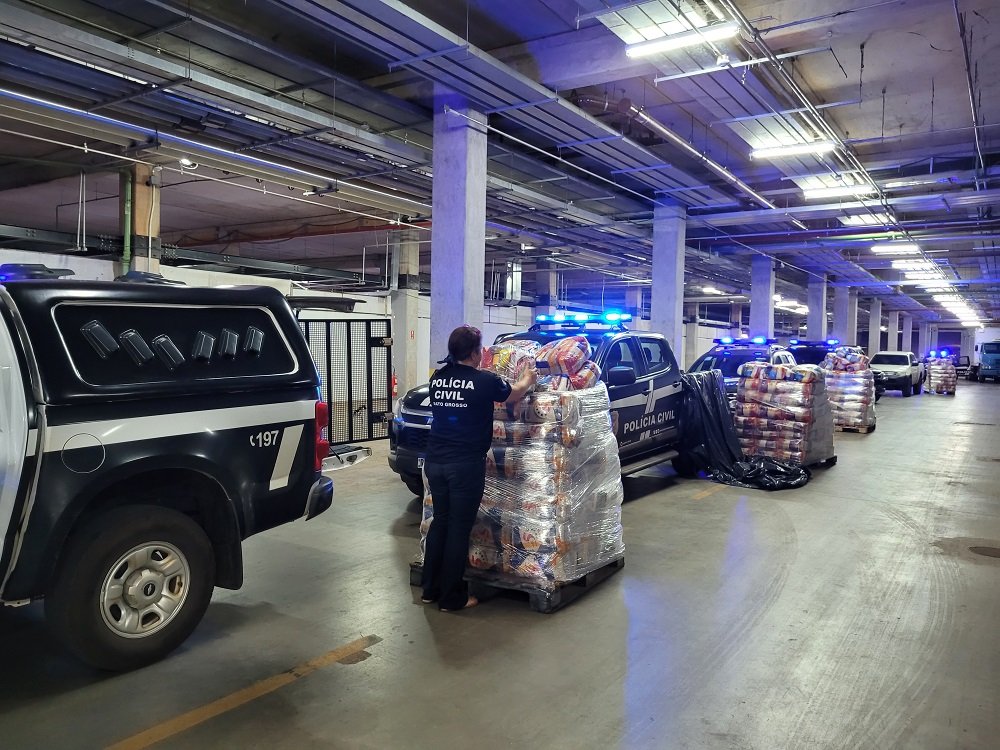 Polícia Civil recebe 2 mil cestas básicas para distribuir a famílias em situação de vulnerabilidade social
