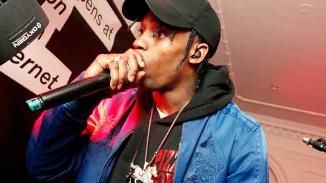 Travis Scott oferecerá apoio psicológico a famílias de mortos em seu show