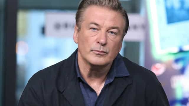 Alec Baldwin diz que ‘faria qualquer coisa para desfazer o que aconteceu’