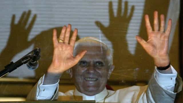 Investigação acusa Bento 16 de omissão em caso de padre pedófilo na Alemanha