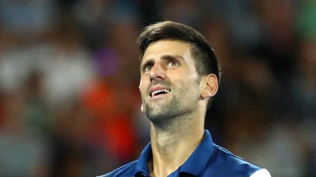 Impedido de entrar na Austrália, Novak Djokovic tem histórico de declarações sem apoio na ciência