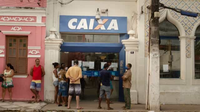 Caixa paga Auxílio Brasil a beneficiários com NIS final 7