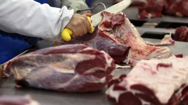 Carne Bovina: Masterboi diz que foi surpreendida por decisão da China de suspender importações