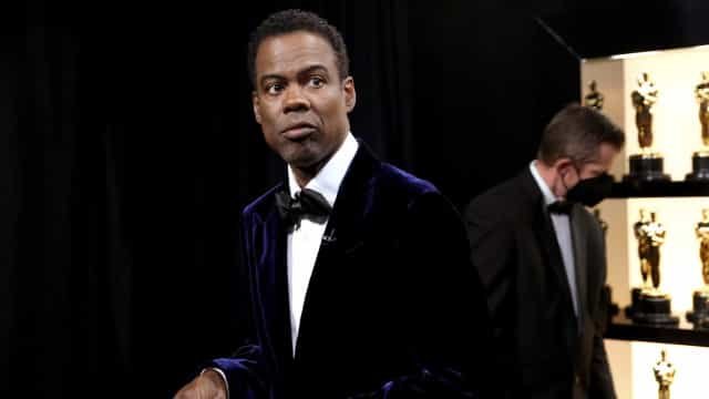 Chris Rock evita falar de tapa que recebeu de Will Smith em show