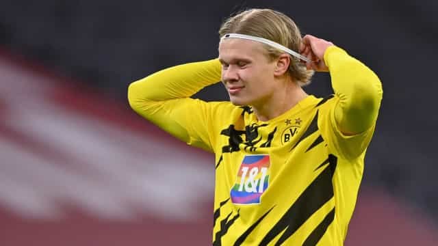 Haaland presenteia jogadores do Dortmund com relógios de R$ 78 mil