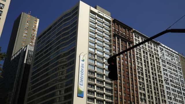 Eletrobras é privatizada com oferta de R$ 33,7 bilhões na Bolsa