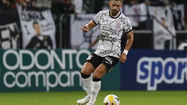 Corinthians perde do Cuiabá e pode ser ultrapassado por Palmeiras e Atlético-MG