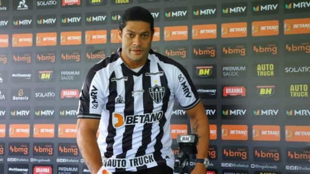Hulk volta a reclamar de arbitragem após queda do Atlético-MG: ‘Não é chororô’