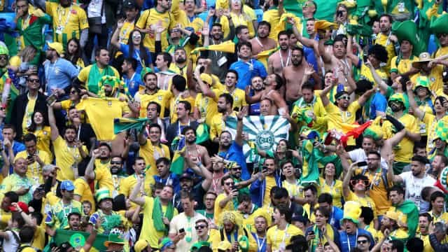 Grupo de brasileiros quer se tornar maior torcida do mundo na Copa do Catar