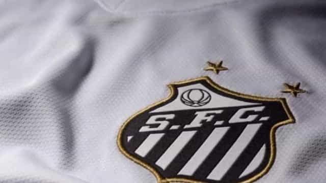 Santos é punido com dois jogos sem torcida em 2023 por confusão na Vila Belmiro