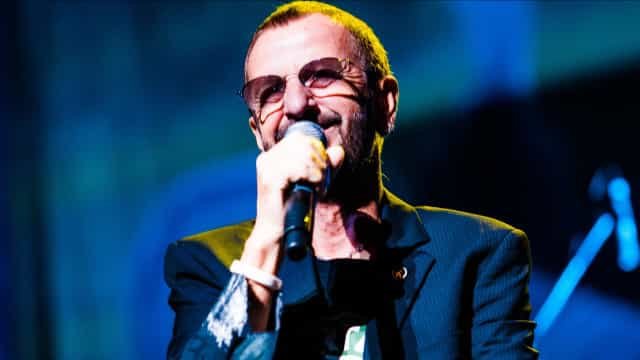 Aos 82 anos, Ringo Starr cancela shows após contrair Covid