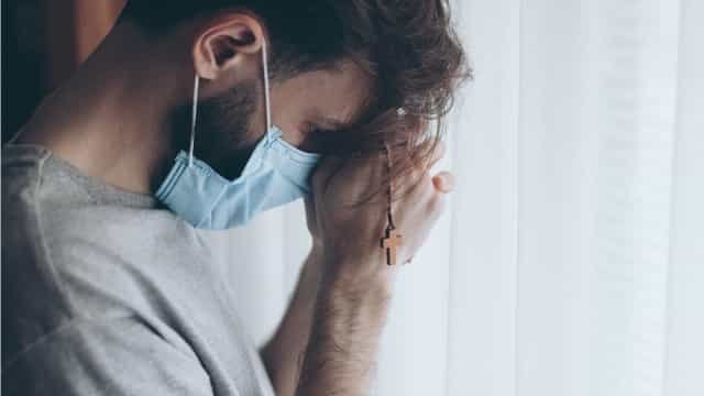 Brasil registra 95 mortes e mais de 11.900 casos de Covid em 24 horas