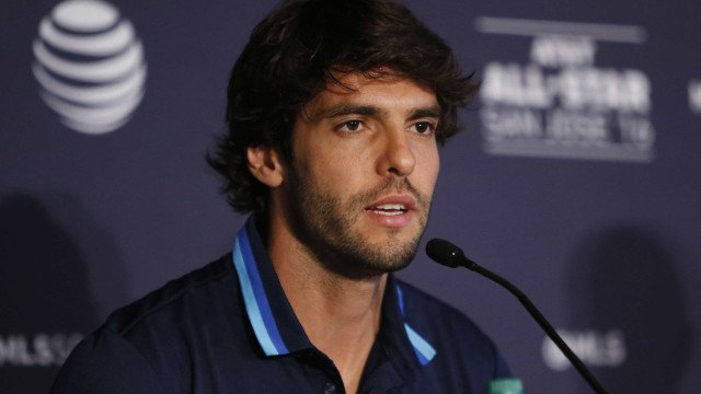 Kaká provoca Casagrande nas redes e Vampeta relata insatisfação com comentarista