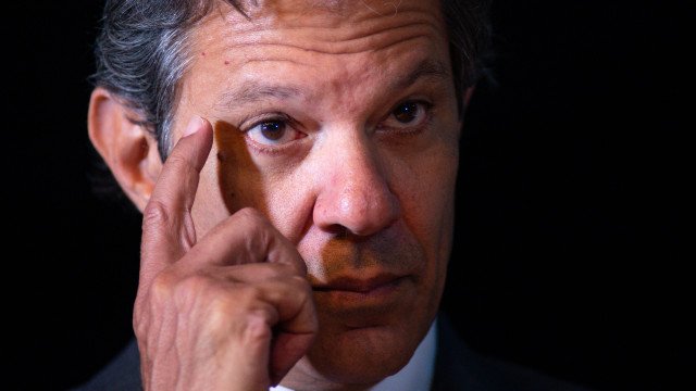 Ameaça de ‘fogo amigo’ pode ser desafio para Haddad