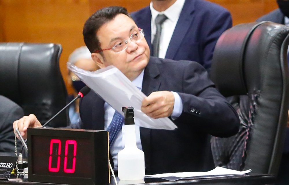 Botelho fecha chapa para se reeleger presidente da Assembleia; novatos ficam fora