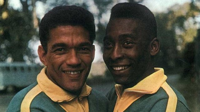 Pelé não foi ao velório de Garrincha em 1983 e recebeu muitas críticas por isso