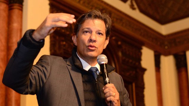 Salário mínimo “vai ser pago normalmente”, diz Haddad