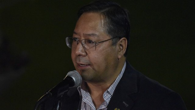 Pedirei ajuda de Lula para apurar participação de Bolsonaro no golpe na Bolívia, diz Arce