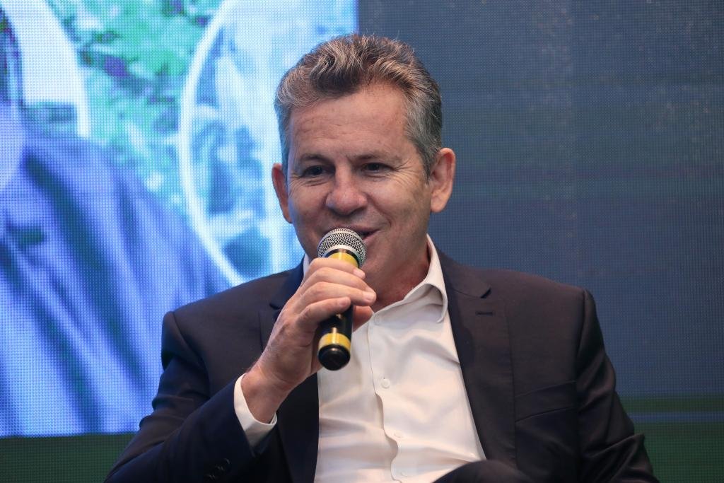 Mauro Mendes diz na posse de deputados que espera ‘aprimorar atuação com harmoria’