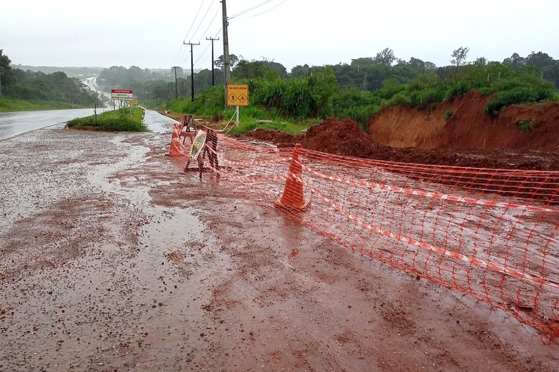 Sorriso: chuvas fortes não aumentaram erosão na MT-242 e prefeitura segue monitorando