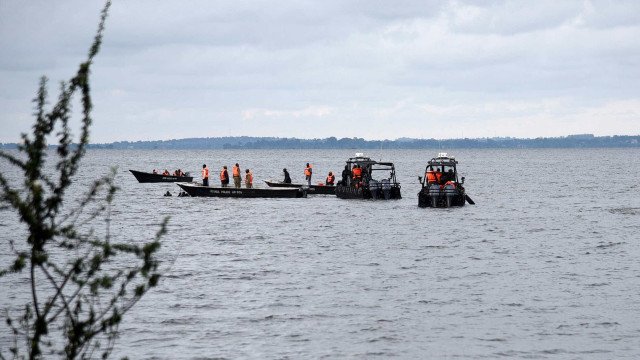 Mais dois corpos são encontrados em naufrágio no Rio