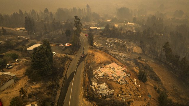Chile decreta estado de catástrofe após incêndios florestais com 13 mortos