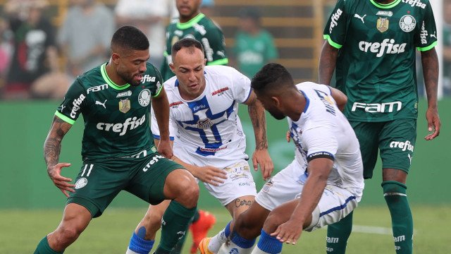 Palmeiras vence o Água Santa com gol de Rony e confusão com Endrick