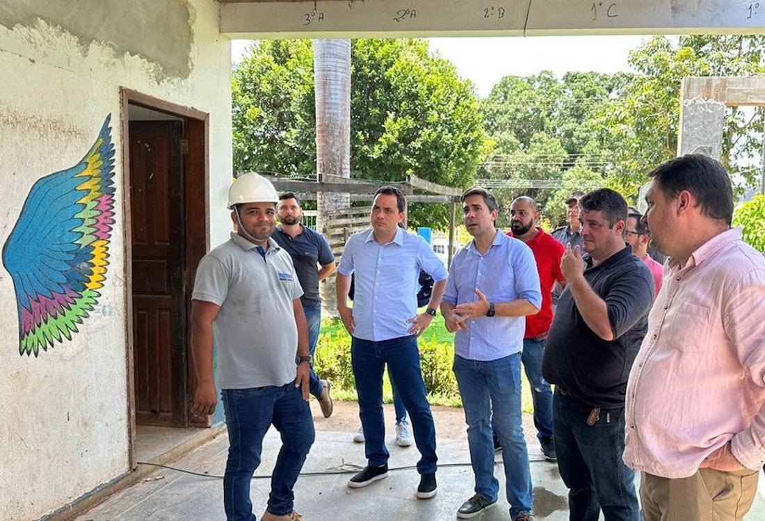 Prefeito inaugura centro educacional e inspeciona com secretário obras em 4 escolas em Guarantã