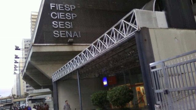 Presidente da Fiesp diz que taxas de juros no Brasil são pornográficas