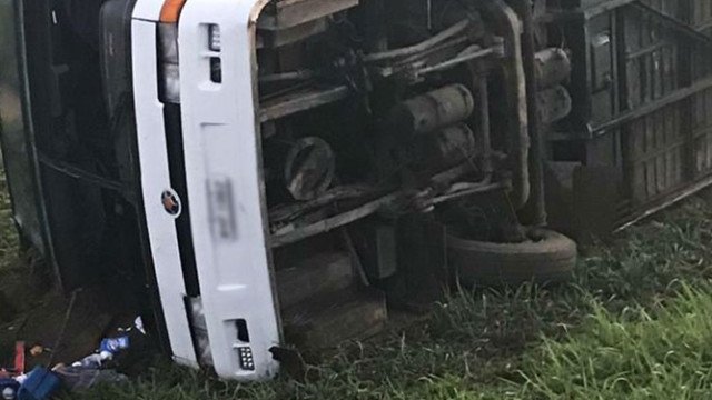 Acidente de ônibus na rodovia Régis Bittencourt deixa ao menos 3 mortos